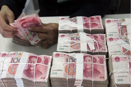追讨两万元欠款能否提起诉讼？